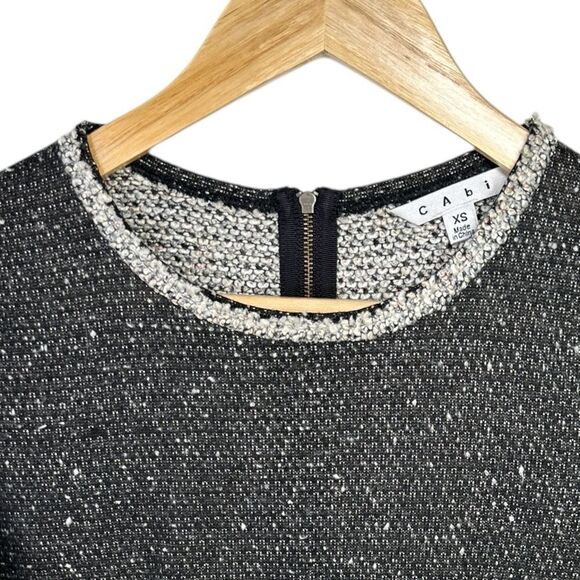 Cabi Sweater Top Short Sleeve Women Size XS Dark Gray Black Zipper Back Tweed - Picture 5 of 11